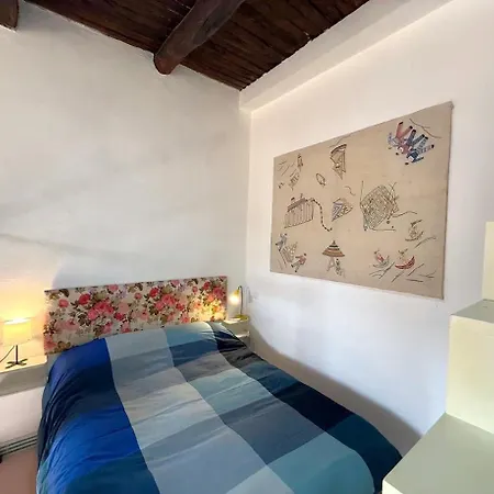 Storical Center, Palace, The And The Cliff 5 Appartement